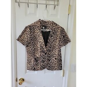 First Option Top Size Small Leopard Print Short Sleeve Button Up Pockets Vintage